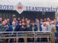 Seven-star Llan seal league title in style