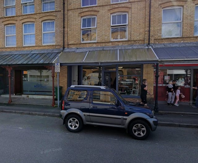 Too many pizzerias in Pwllheli