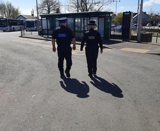 Pwllheli PSPO breaches leads to fines for two