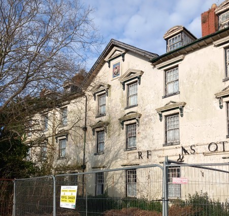 Tywyn's historic Corbett Arms faces reduced demolition