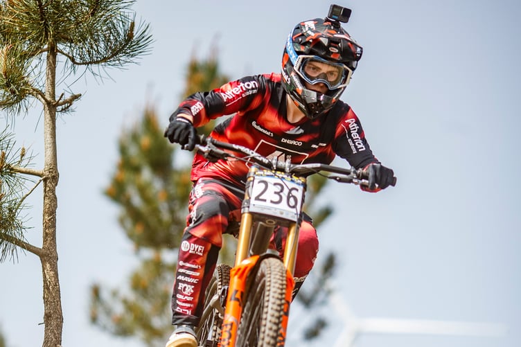 GBR 236 Charlie BAXTER during Friday practice for round 1 of The 2026 IXS European Downhill Cup at Bike Park Monte Sao Marcos, Santiago de Besteiros, , Portugal on April 10 2026. Photo: Charles A Robertson