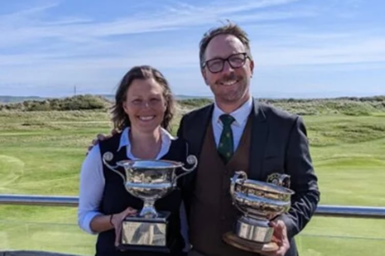 Jenny Hunt and Per Nyman with their trophies