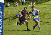 Aberaeron celebrate promotion in 50‑point shutout
