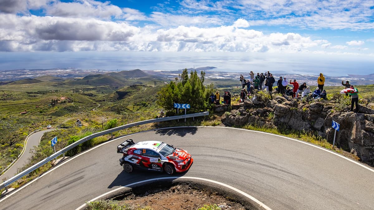 Evans eyes Portugal boost to extend title lead