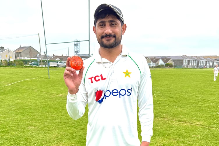 Man-of-the-match Waqar Younis