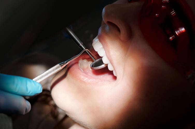 The British Dental Association has called for action on Wales' dental crisis