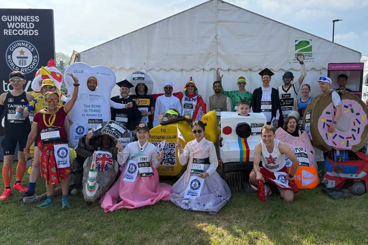 Guinness World Records runners before the race