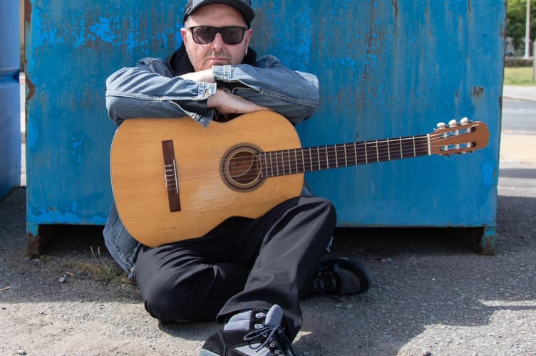 Singer songwriter Gai Toms is backing the bid