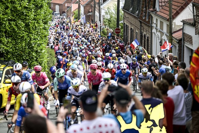 Welsh students challenged to design poster for 2027 Tour de France