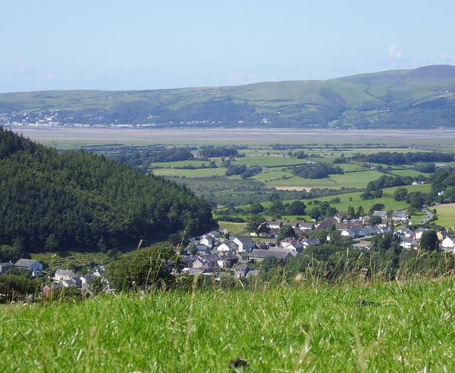 A487 reopens after second bomb squad callout
