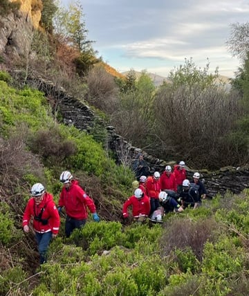 South Snowdonia Search Team rescue two men with ankle injuries