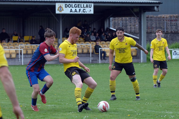 Dolgellau's Gerwyn Williams scored his 27th league goal on Saturday