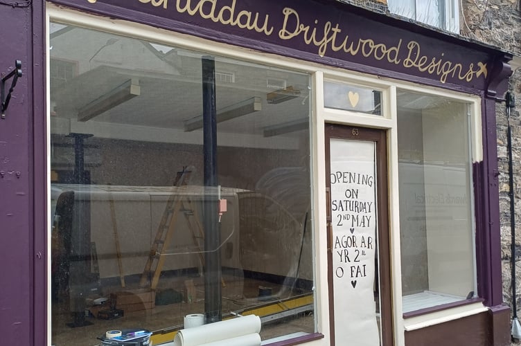 The Bala shop, getting ready to open