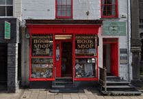 Garndolbenmaen man fined for stealing from Porthmadog bookshop