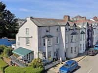 Family sell Criccieth restaurant after 50 years of ownership
