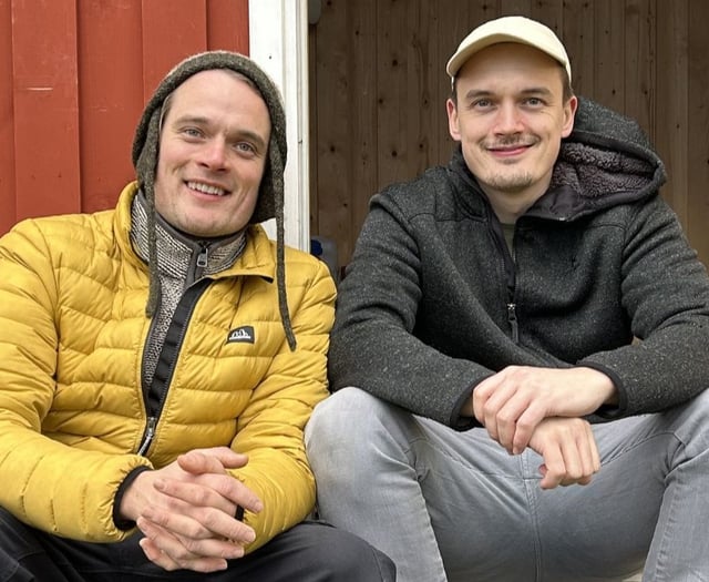 Brothers bring Finnish sauna to Tywyn with new seaside location