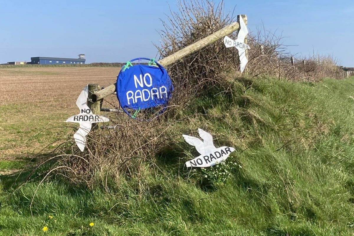 Game of Thrones star objects to plans for deep space radar site in west Wales visual