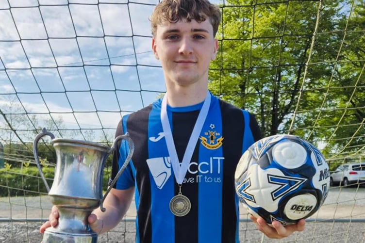 Steff Williams scored a hat-trick for Felinfach in the final of the Cwpan Coffa Dai Dynamo Davies against St Dogmaels. It was his fifth hat-trick of the season