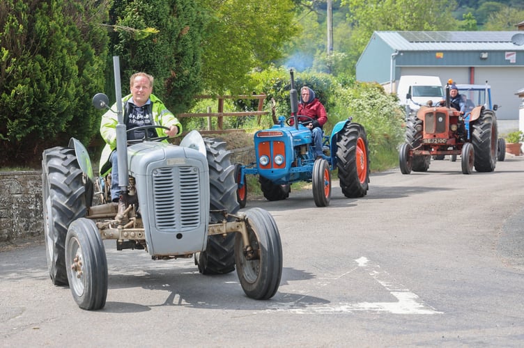 Talgarreg vintage club members supported the run well