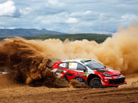 Evans builds lead as late drama strikes