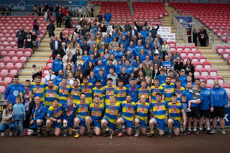 Y Gwylanod and supporters at Parc y Scarlets