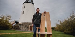 Môn wrth galon Cadair a Choron Eisteddfod yr Urdd 2026