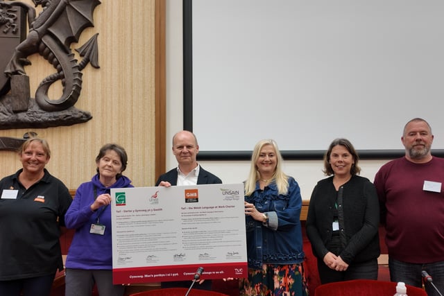 Gwynedd Council first in Wales to sign Welsh Language at Work Charter