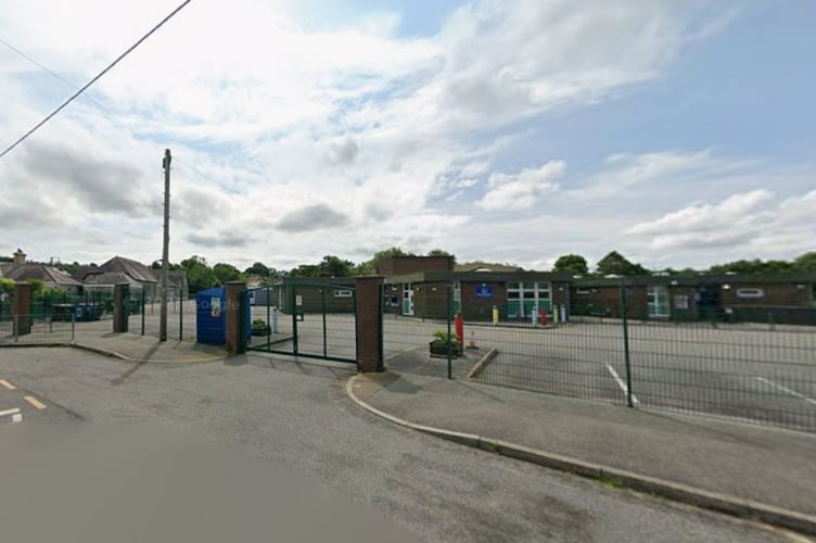 Ysgol Gynradd, Bontnewydd. Photo: LDR