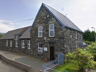 Gwynedd council to discuss closure of two schools