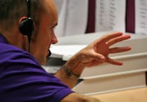 Iaith yn Cysylltu’r Byd: Partneriaeth GlobalWelsh a SaySomethingin
