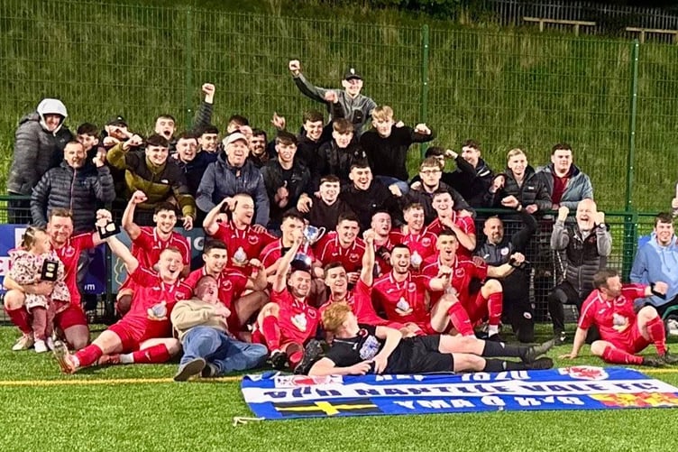 Cup winners Nantlle Vale