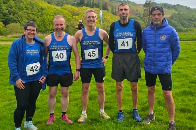 Hannah, Dave, Iain, Mel and Damian tackled the Hafod Trail
