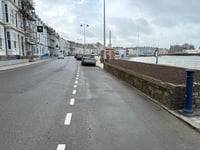 Town council call for Aber prom parking rethink