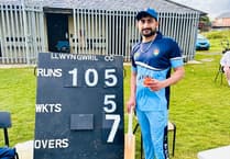 Waqar stars as Commoners seal impressive win