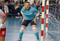Alice Evans edges closer to promotion glory in Italy