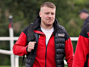 Burrell makes switch from Roosters to Daffs