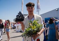 Llŷn teen wins £2,000 Urdd Eisteddfod scholarship