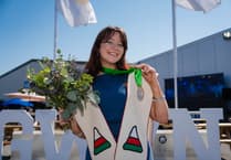 Glain Llwyd yw Prif Ddramodydd Eisteddfod yr Urdd Ynys Môn