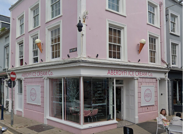19 Pier Street, Aberystwyth