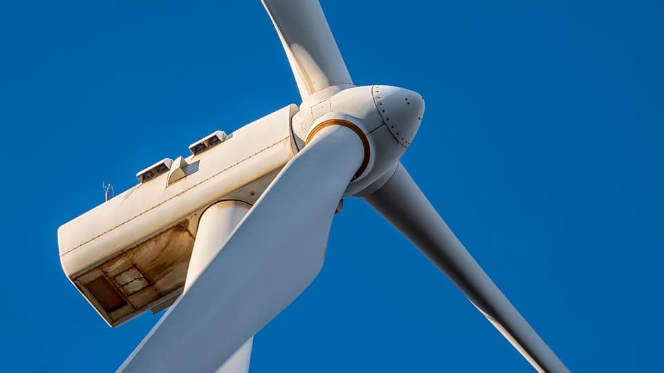 Calls for moratorium on large-scale energy projects