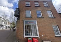 Planners reject application for town centre defibrillator