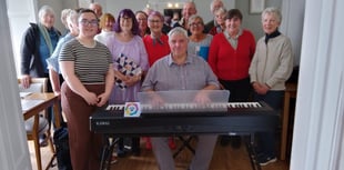 Côr Dyffryn Arth Choir's concert to feature harpist and schoolchildren