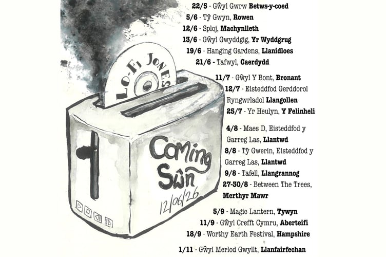 Lo-fi Jones is going on tour across Wales to launch their debut album, Coming Swn.