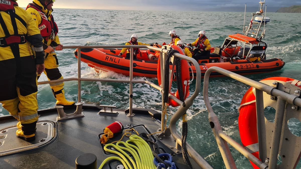 RNLI crews come to aid of stricken yacht off Aberystwyth coast