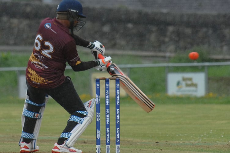 Lahiru Chamil scored 25