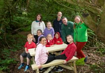 Borth y Gest pupils build outdoor furniture after £200 donation