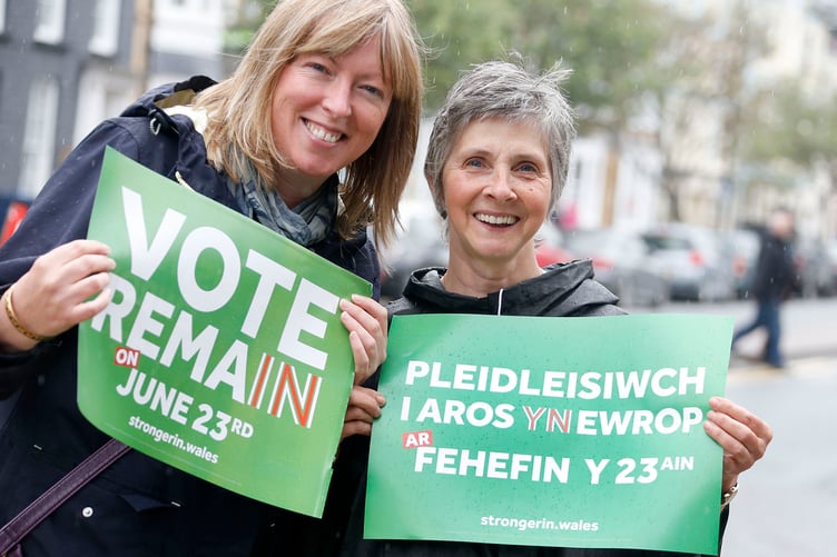Photo Code 16DPJ23JUN171 Photo Arwyn Parry Jones 23June16 Ref Simon; Pop Up Festival for Europe, organised by Green Party last Sunday from 11am till 1pm in support of the EU Referendum Remain Campaign. Other parties were also there - Plaid Cymru, Conservative, Lib Dem and Labour. - During the event there was a Vigil for Helen Joanne "Jo" Cox who was a British Labour Party politician. She was the Member of Parliament for the Batley and Spen constituency from her election in May 2015 until her death (Murder) 13 months later on June 16th. - Vote to Remain In, - L/R Julie Makin - Green Party with Elly Foster - Green Party