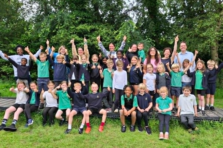 Plascrug pupils, parents and staff celebrate bridge news