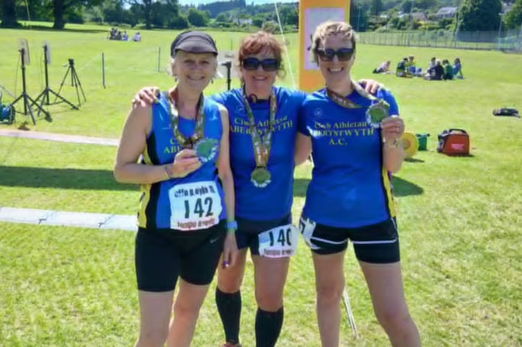 Heather, Rhian and Jane celebrate completing the challenge
