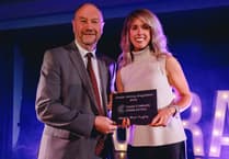 "Exceptional teacher" wins award for Welsh language work